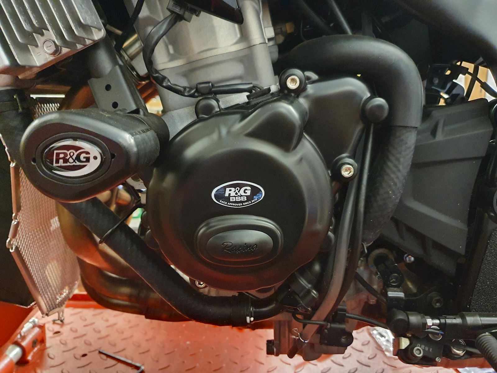 Engine Case Cover Kit (Pair) for Kawasaki ZX25R '20-  (Road/ Race Series)