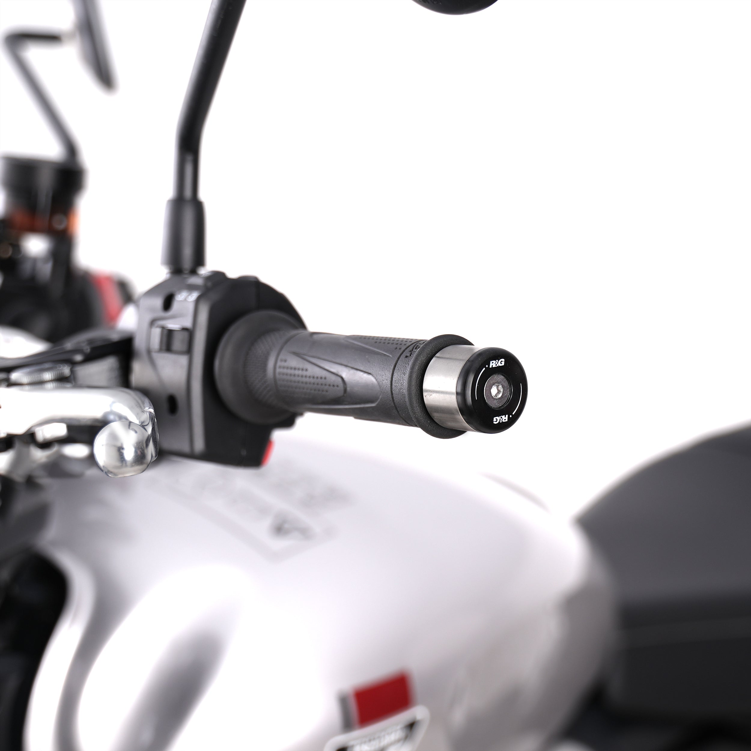 Bar End Sliders for the Triumph Street Twin '16-, Speed Twin 1200 '19- & Speed Twin 900 '22-