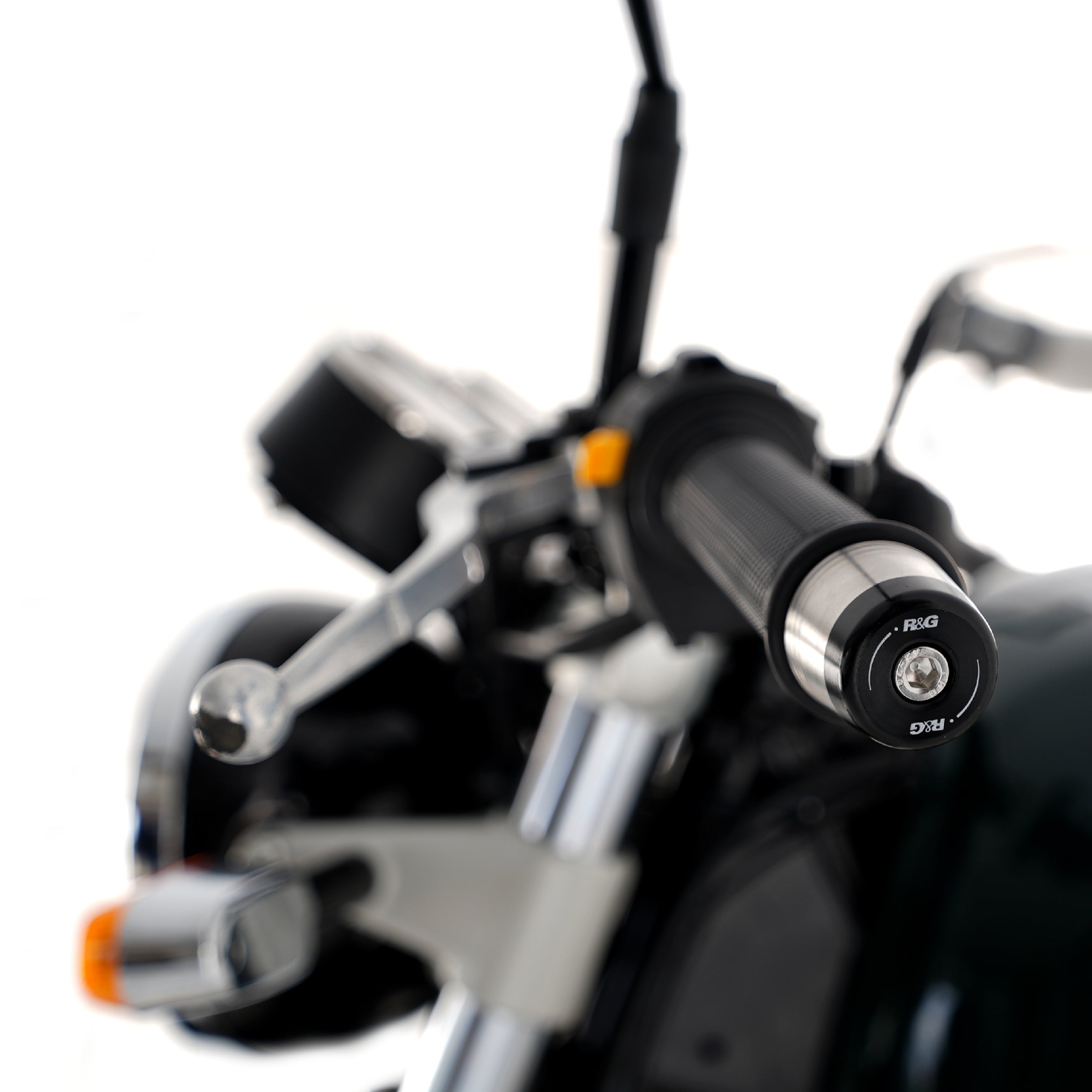 Bar End Sliders for for multiple Triumph Models & Royal Enfield Continental GT 650 '19- (without mirrors)