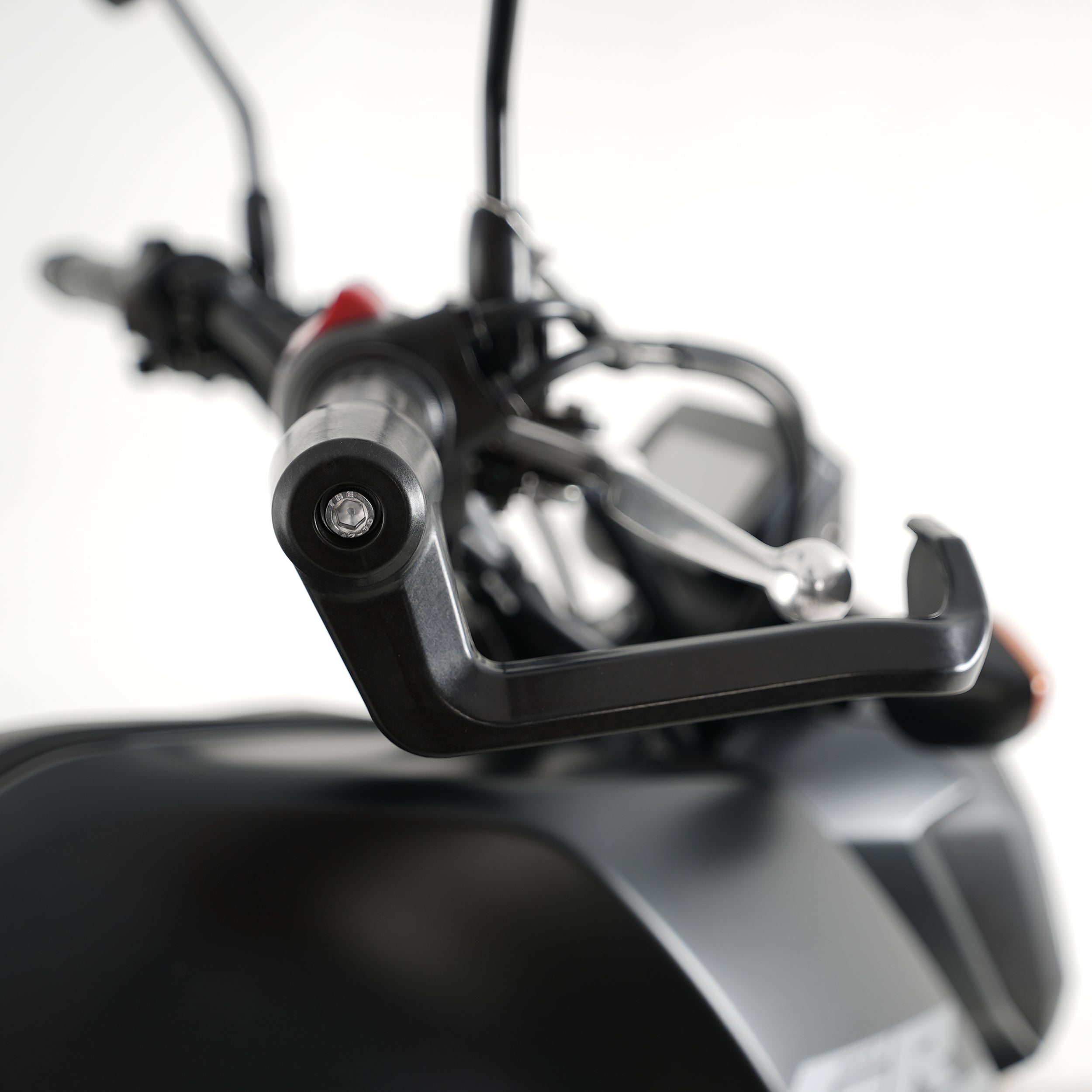 R&G Brake Lever Guard for Suzuki GSX-S750 '17- '24, Triumph Street Triple  R/RS 765 '17-, Street Triple S 765 '17- '20, Yamaha YZF-R6 and 46 other bikes