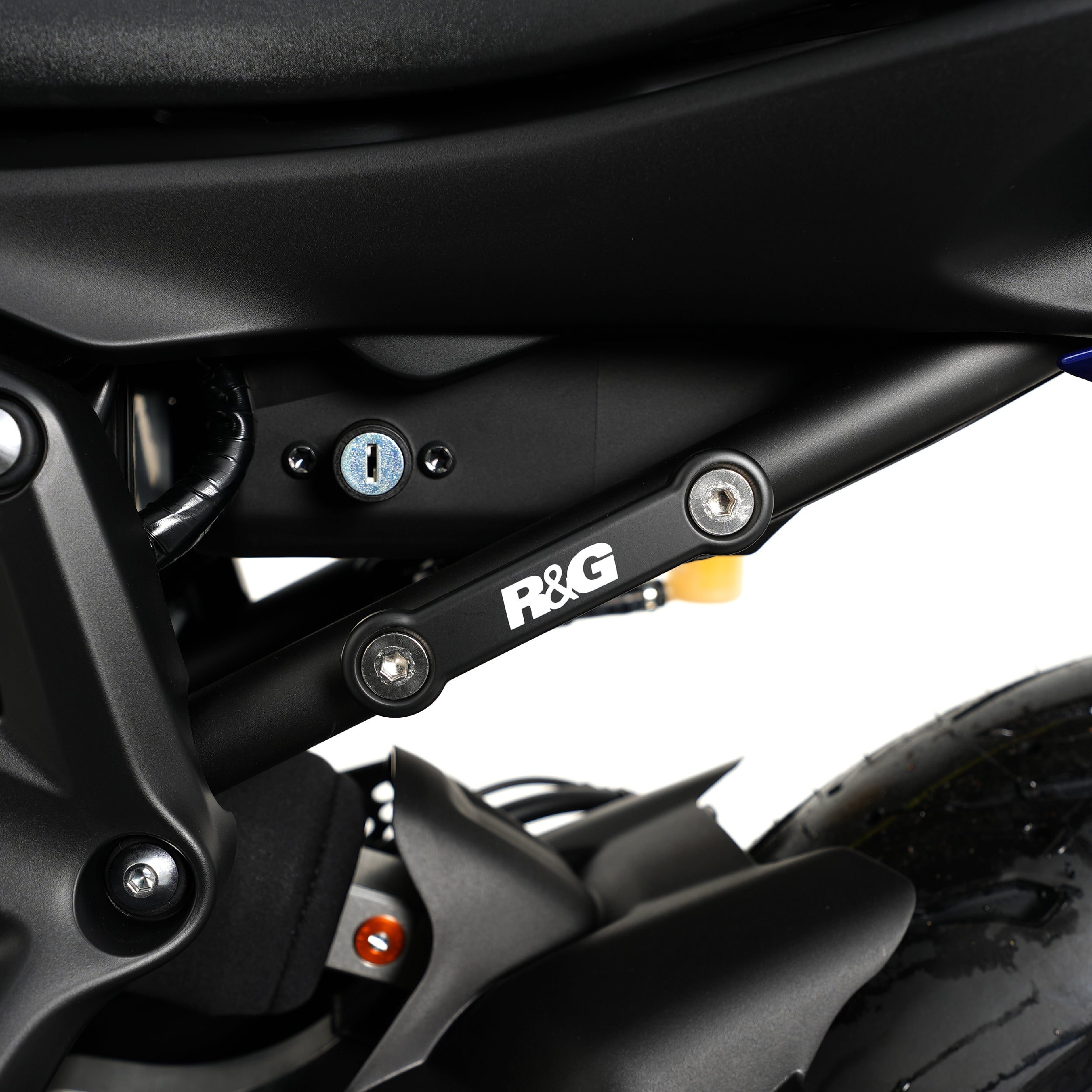 Rear Foot Rest Blanking Plate Kit for Yamaha MT-07 (FZ-07) models '14-