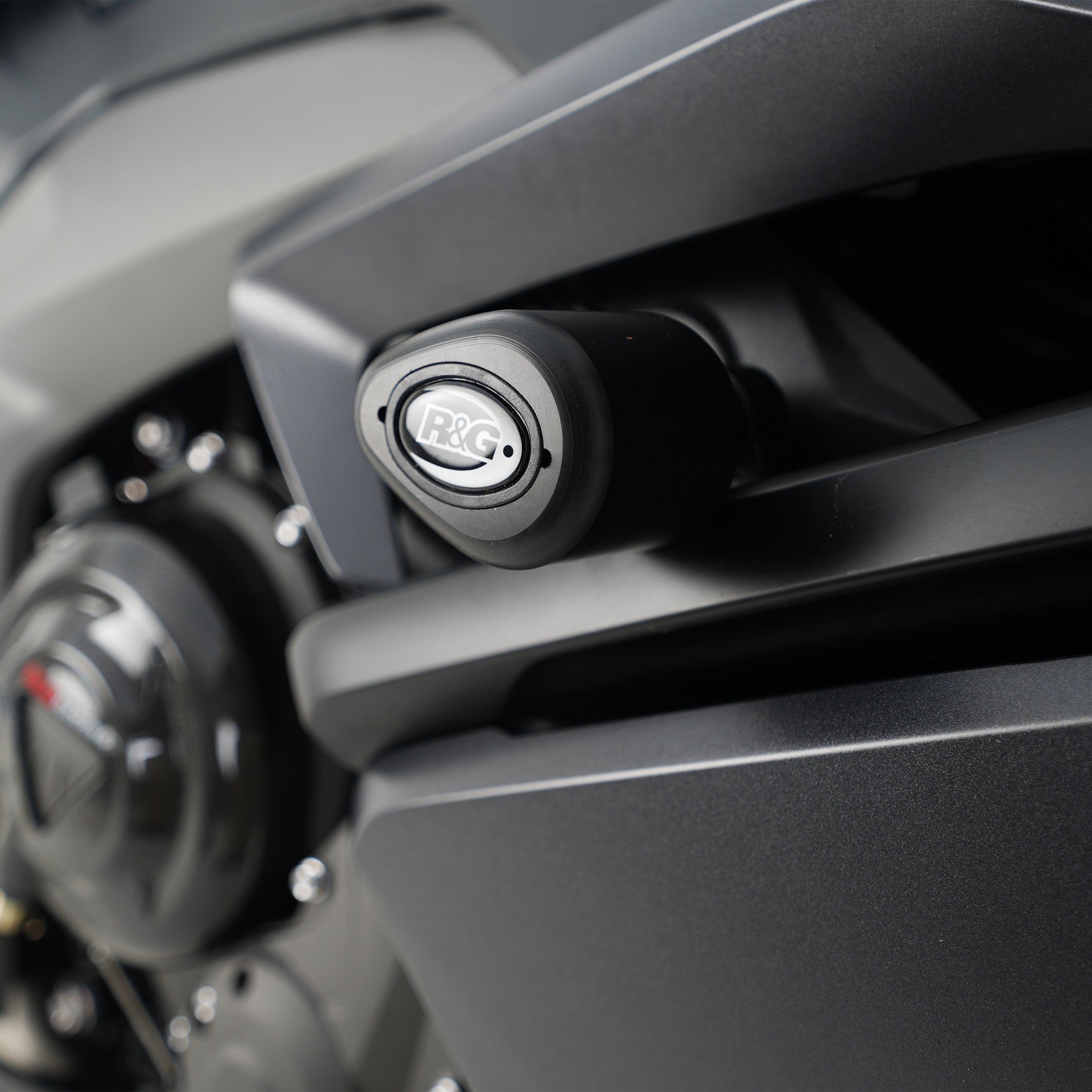 Crash Protectors - Aero Style for Triumph Daytona 660 '24-