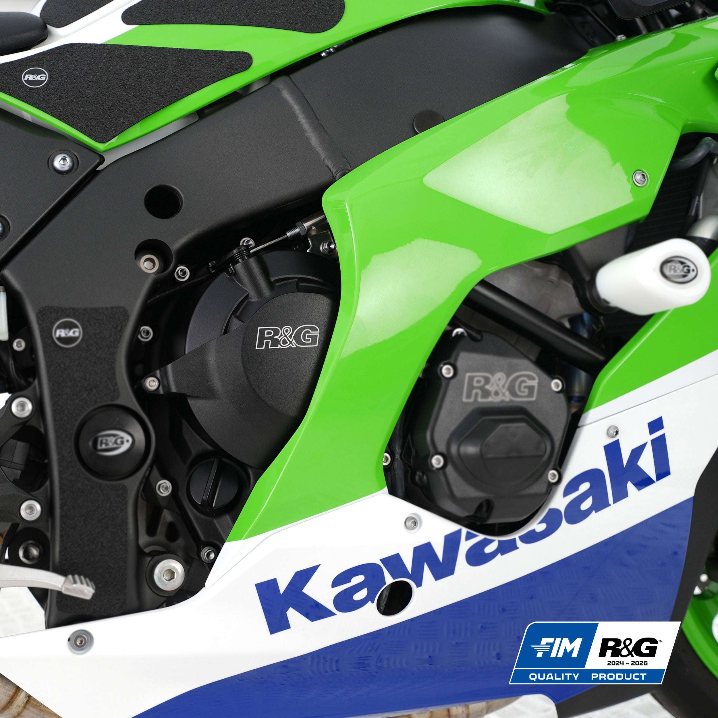 PRO Clutch Cover (RHS) for Kawasaki ZX10-R '11-25 & ZX-10RR '21-25.