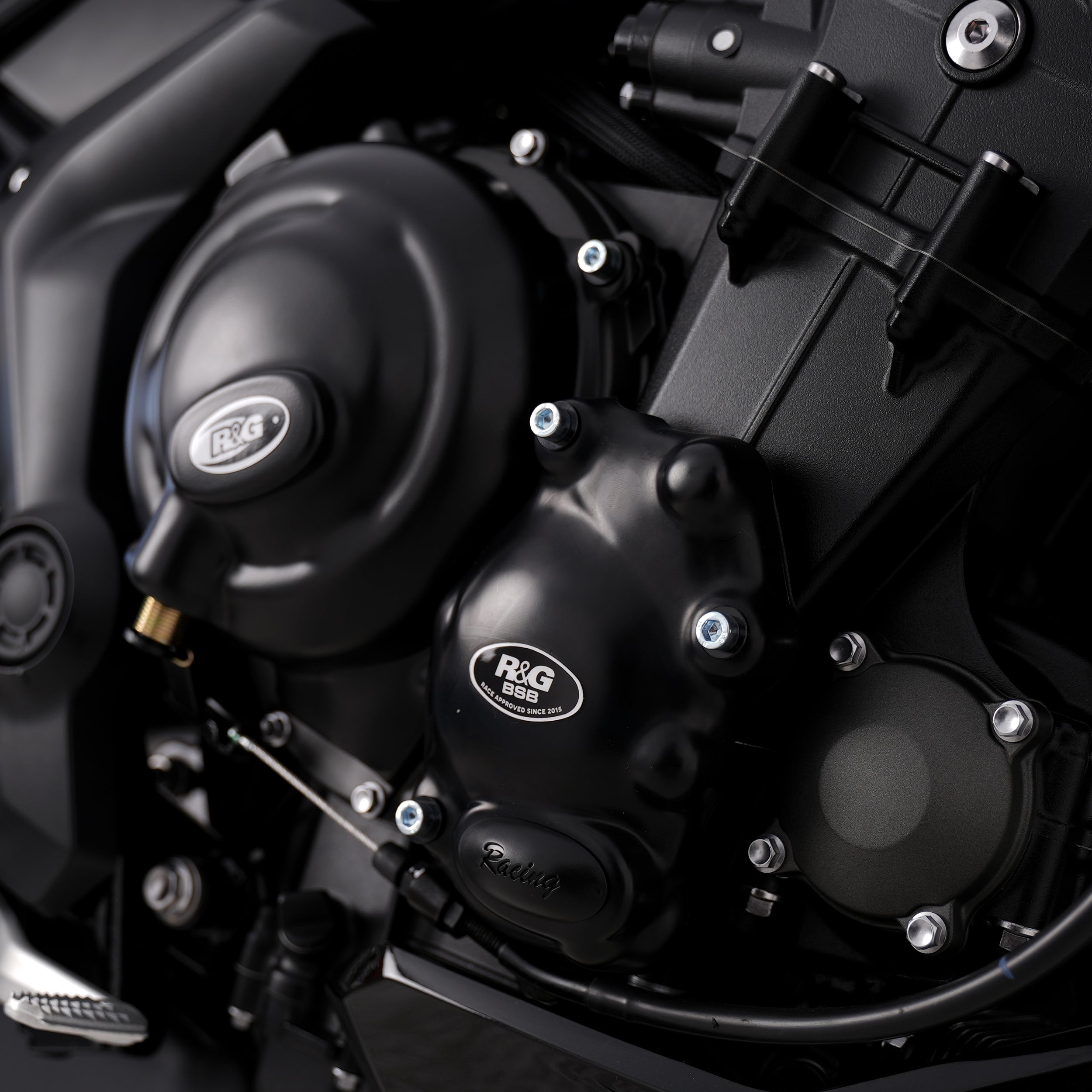 Engine Case Covers - RACE SERIES - for Triumph Daytona 675 '13-, Tiger Sport 800 '25-,Street Triple 765 RX '26- & Triumph Daytona Moto2â„¢ 765 '20-   - RHS