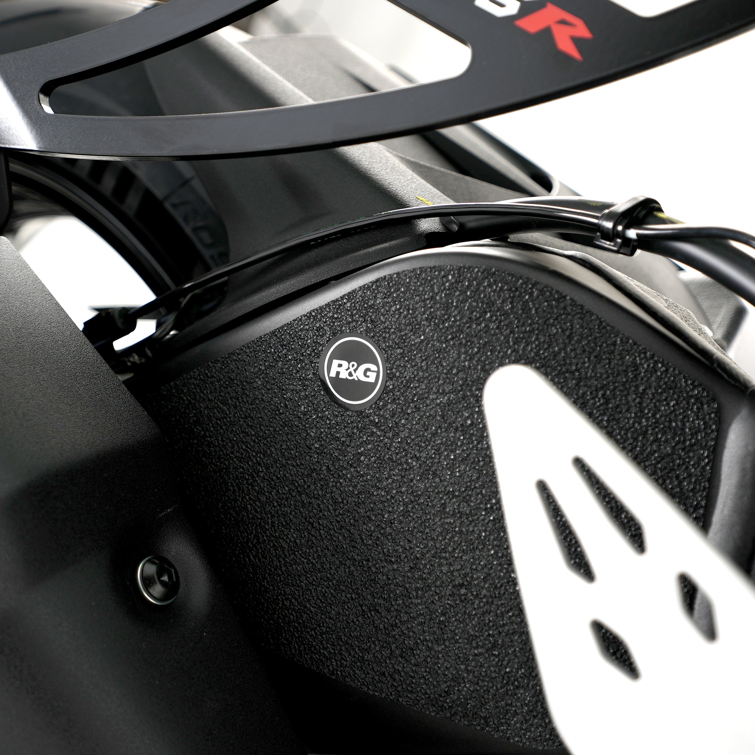 R&G Boot Guard Kit for Kawasaki ZX-6R '19-  (2-Piece)