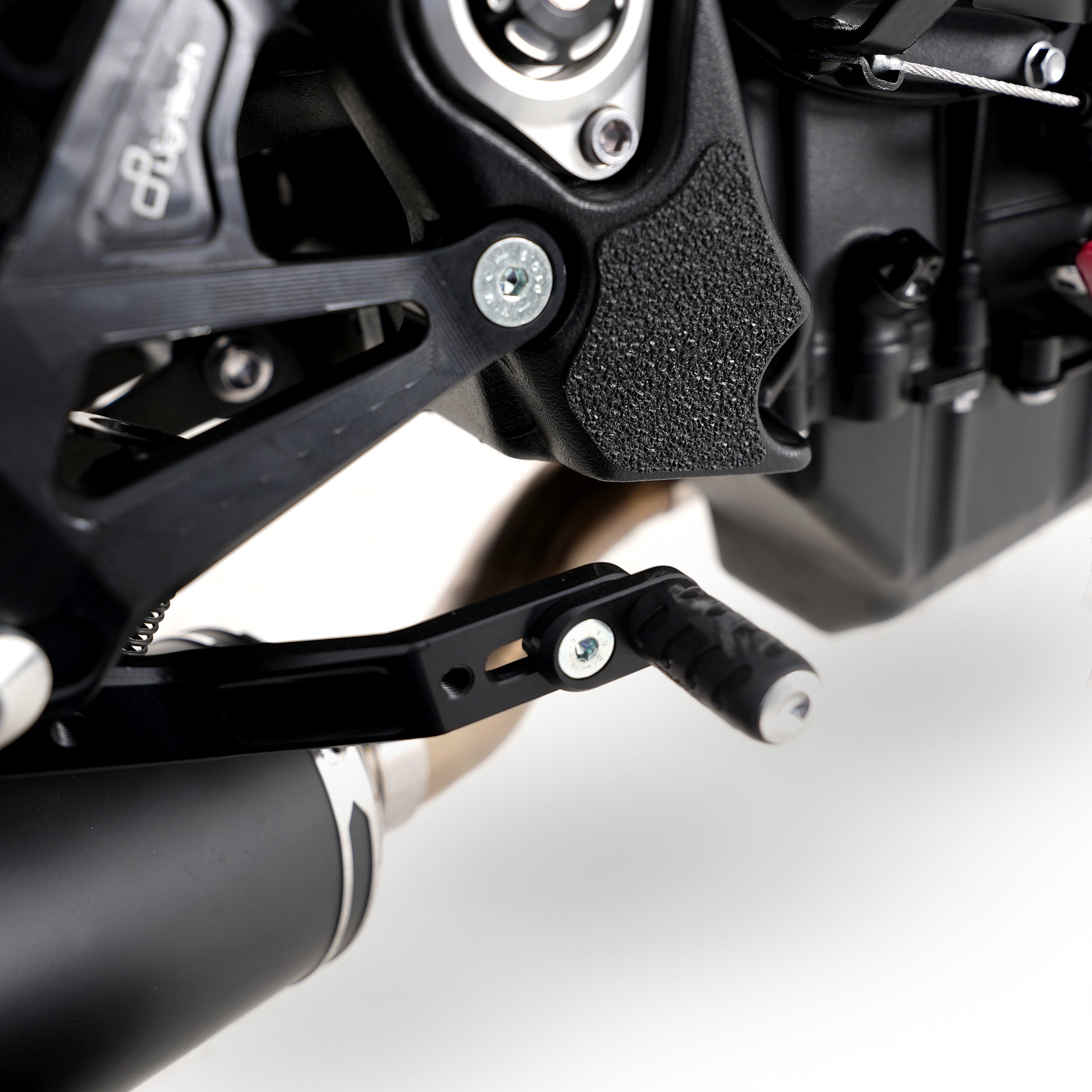 R&G Boot Guard Kit for Triumph Street Triple R/RS 765 '17-/ Street Triple S 765 '17- '20 & Street Triple 765 RX '26-