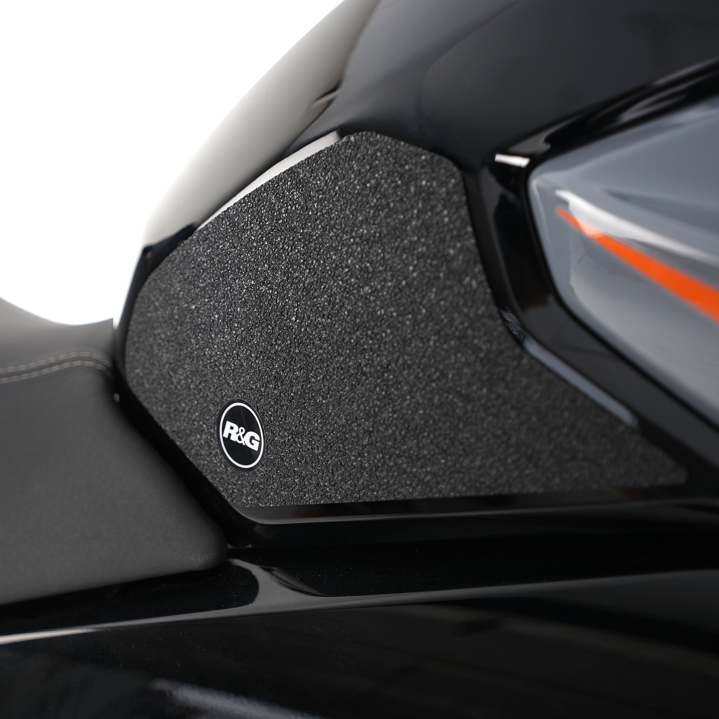 R&G Tank Traction Grips for CFMoto 300NK '21-