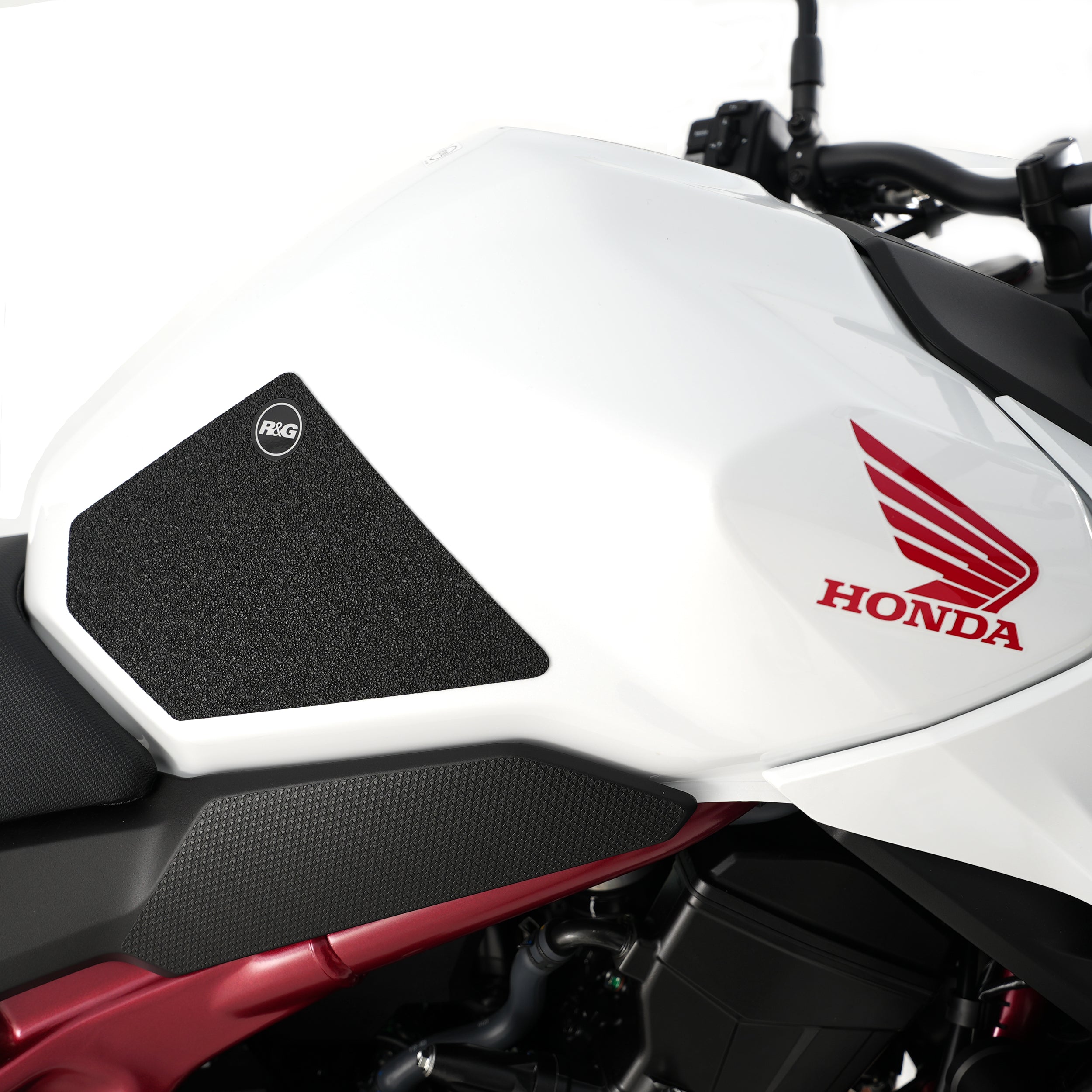 R&G Tank Traction Grips for Honda CB750 Hornet '23-