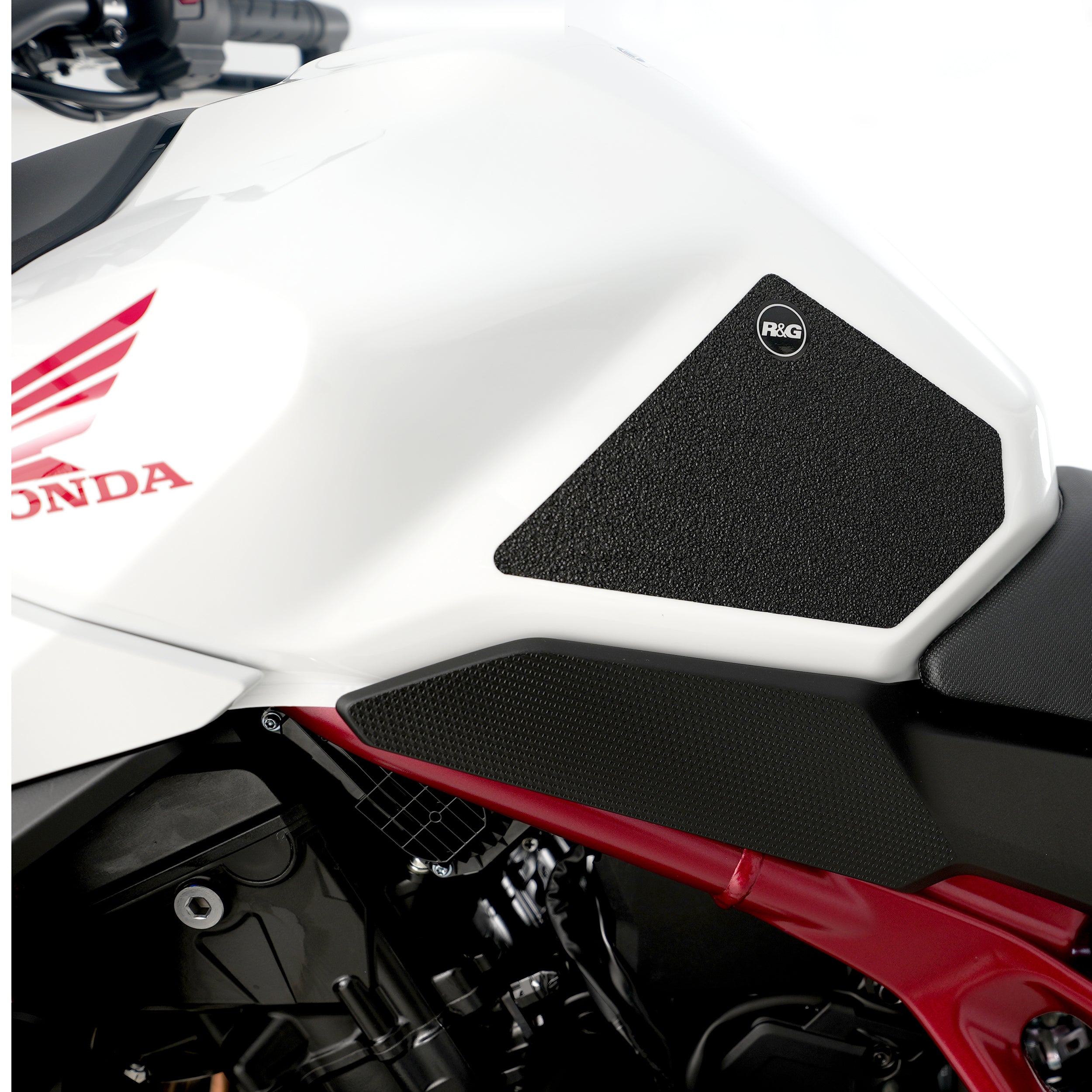 R&G Tank Traction Grips for Honda CB750 Hornet '23-