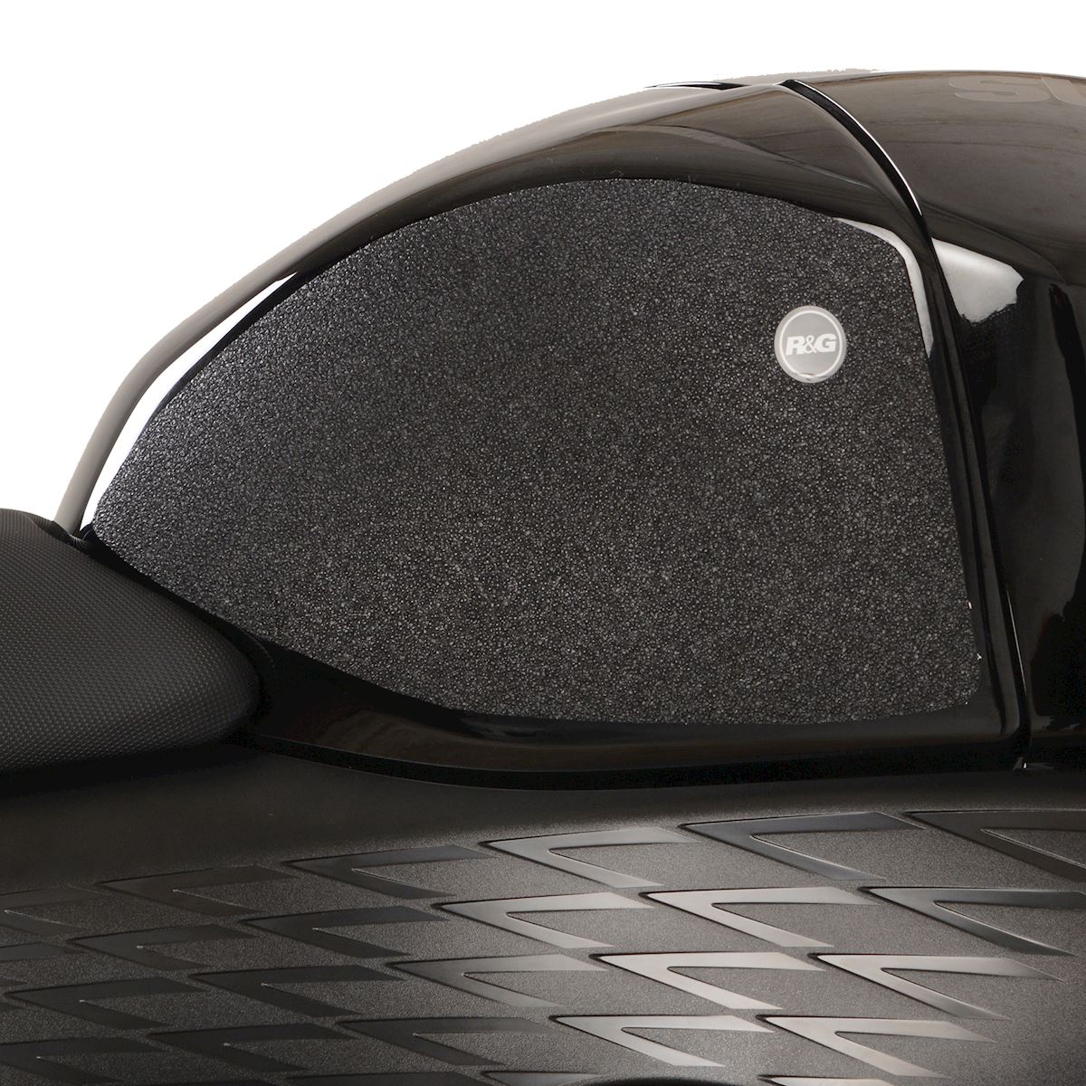 R&G Tank Traction Grips for the Suzuki Hayabusa '21-