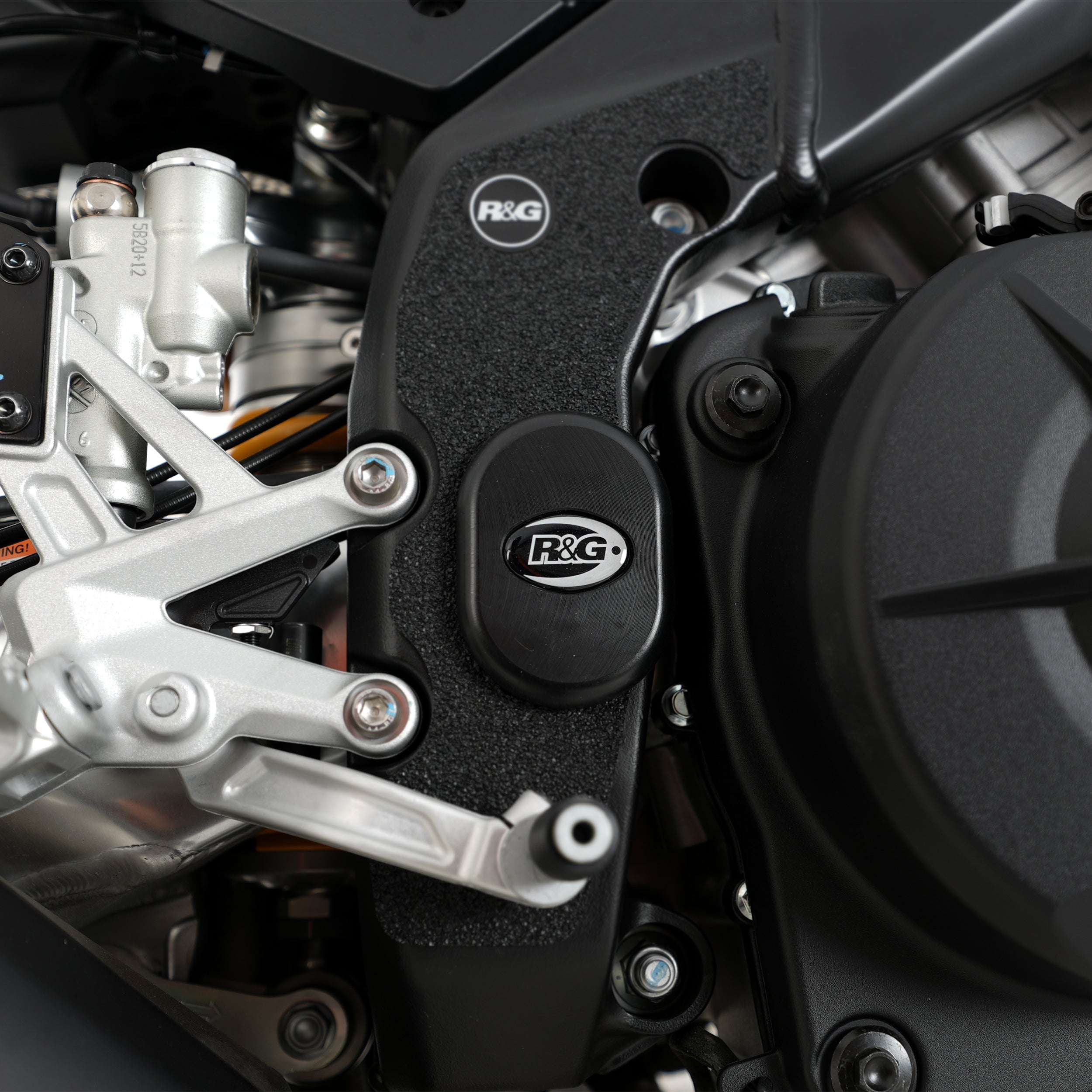 Frame Plug for Aprilia, Tuono V4 1100 Factory '15-, Caponord 1200 '13-, Tuono V4 & RSV4 1100 Factory '21-'24 models.