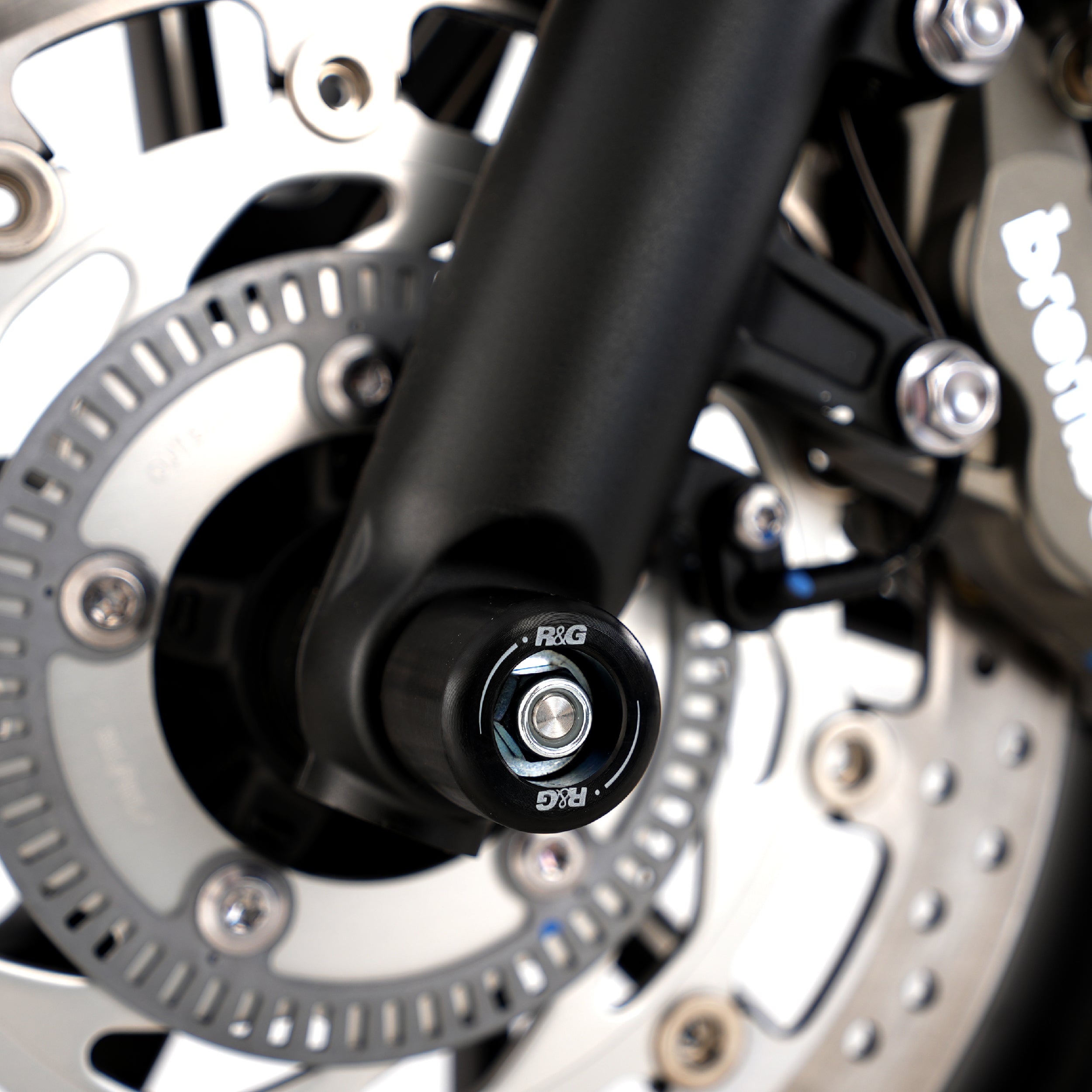 Fork Protectors for the Triumph Street Twin '16-, Speed Twin 900 '22- '24 & Bonneville Bobber '17.