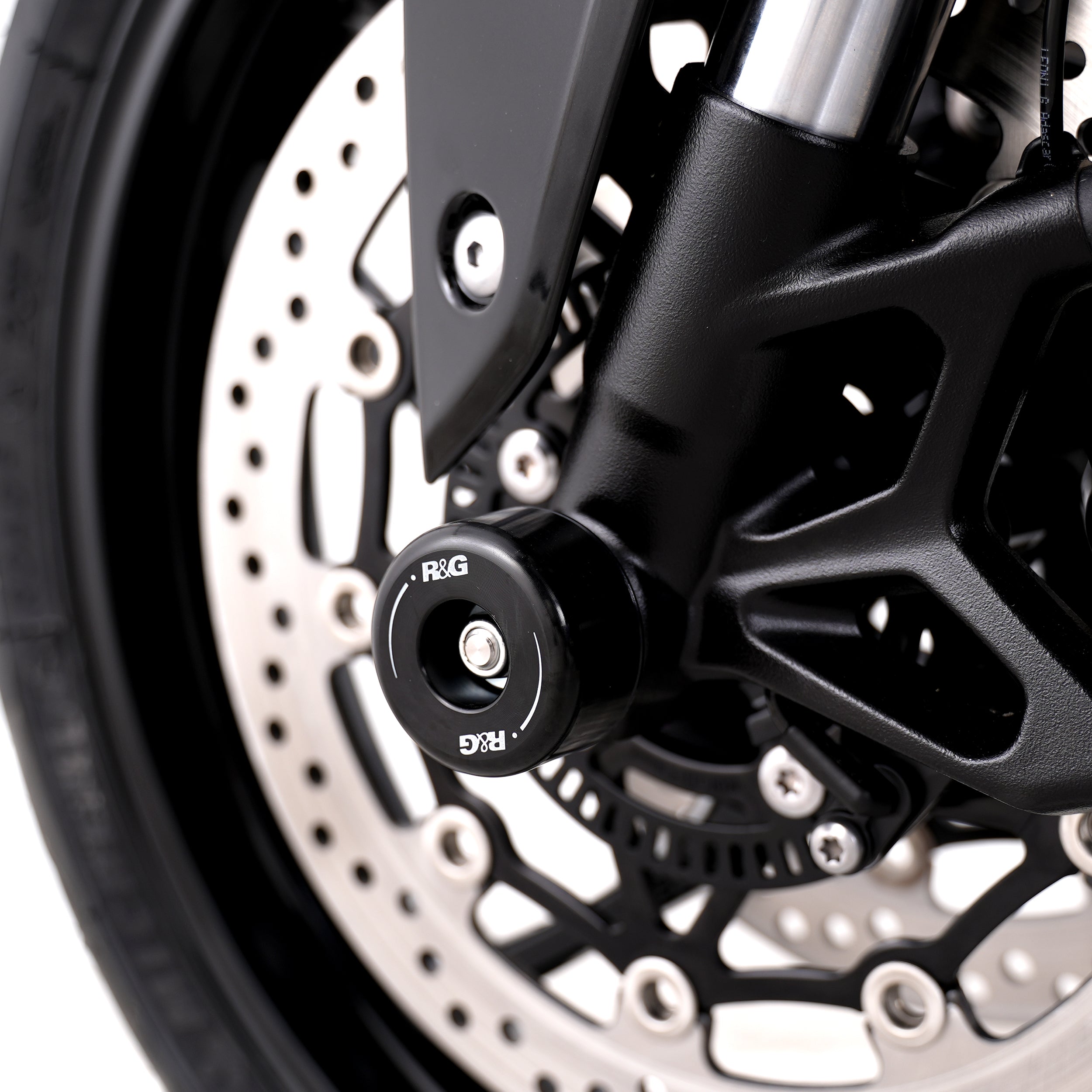 Fork Protectors for the Triumph Daytona 675 '13-, Daytona 660 '24-, Street Triple RX '15-, Street Triple R/RS 765 '17-/ Street Triple S 765 '17- '20, Street Triple 765 RX '26-,  Daytona Moto2â„¢ 765 '20- '24, Trident 660 '21- ,Tiger Sport 800 '25- & Ti