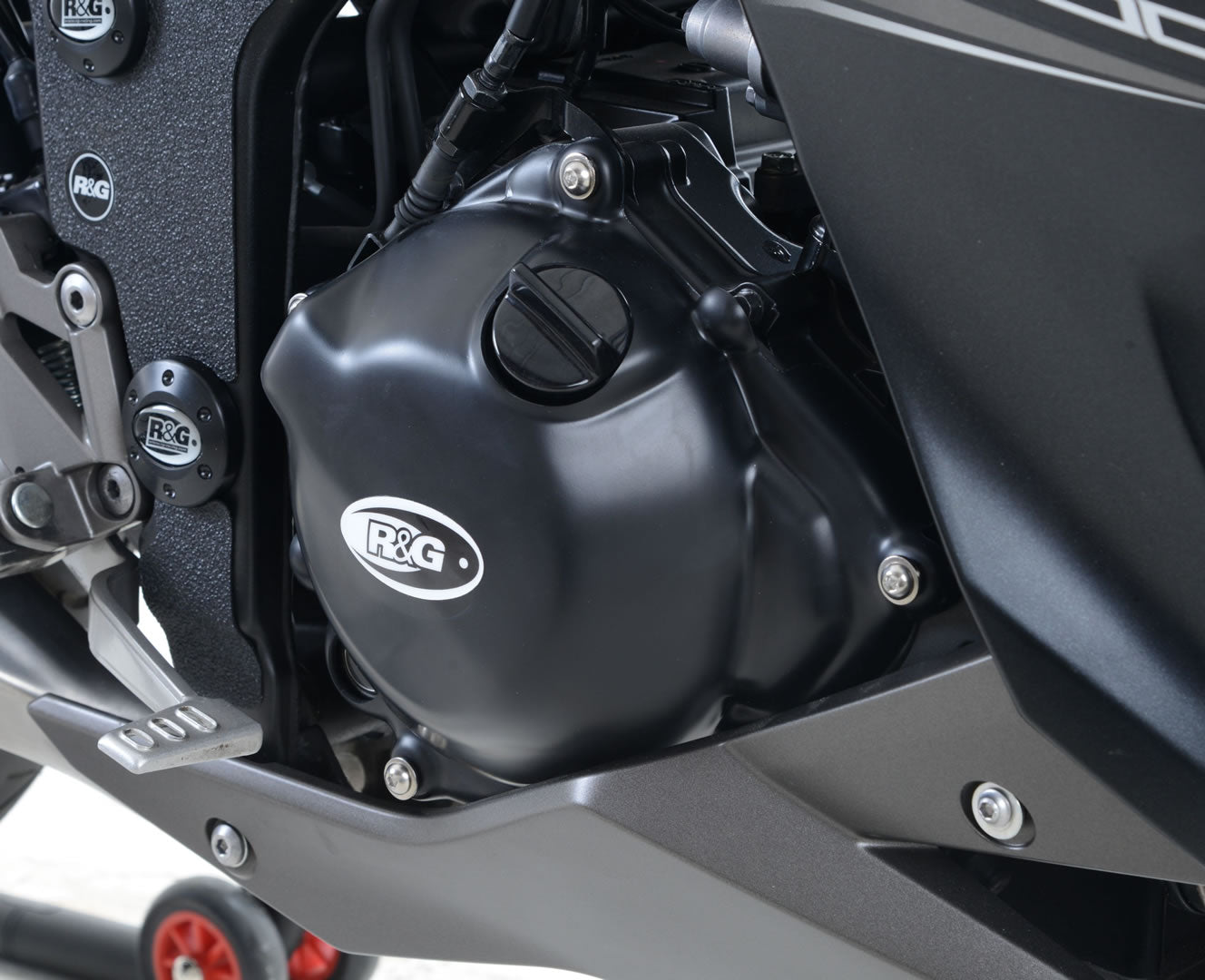 Engine Case Covers for Kawasaki Ninja 250 ('17) & Ninja 300, Z250 '13-'18. (RHS)