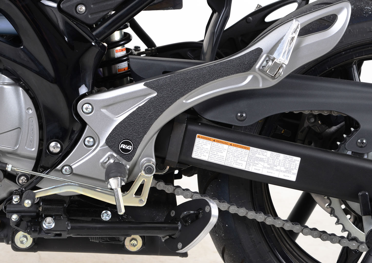 R&G Boot Guard Kit for Suzuki SFV Gladius 650 '09-