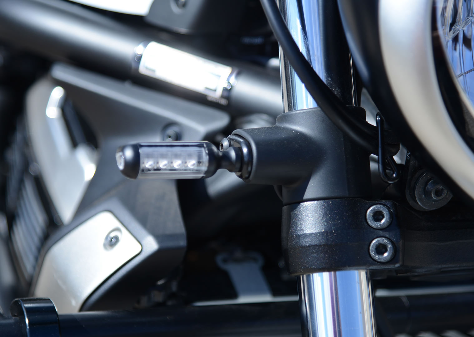 Front Indicator Adapter Kit for the Kawasaki Vulcan S '15- '24 & Vulcan Cafe '18-