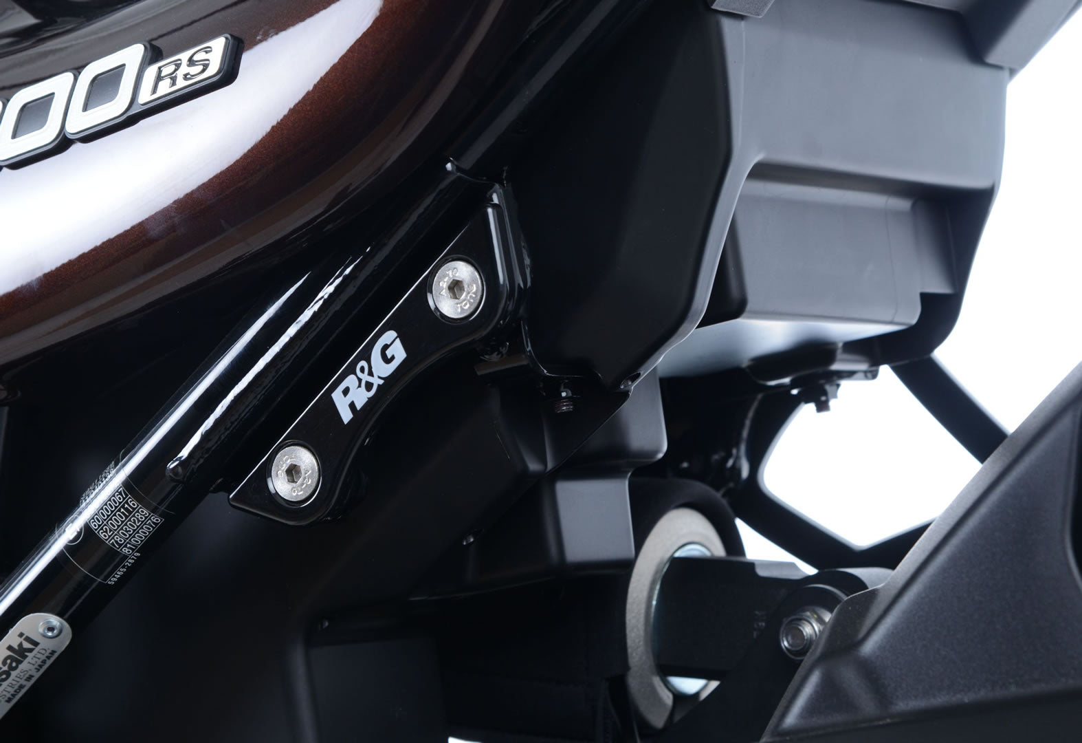 Rear Foot Rest Blanking Plates for Kawasaki Z900 '17- & Z900RS '18-