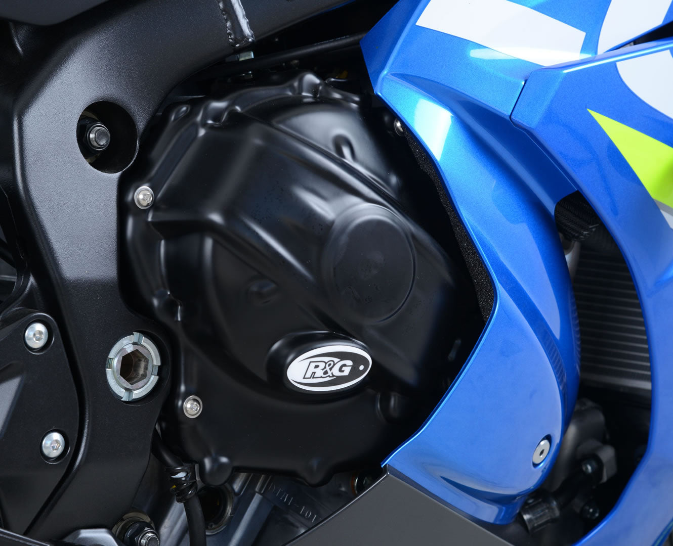 Engine Case Cover Kit (2pc) for Suzuki GSX-R1000 L7 (2017) models