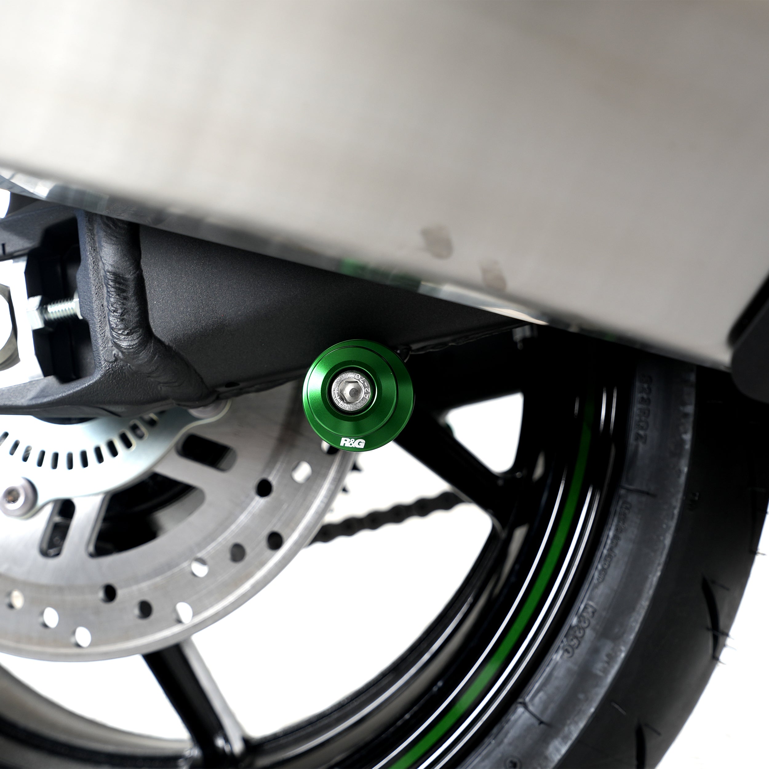 M8 Paddock Stand Bobbins for Kawasaki Z1100 '26-, Ninja 1000SX '20- '24,1100SX '25-, Z900RS '21- , Z650RS '21- '24 & 6 others.