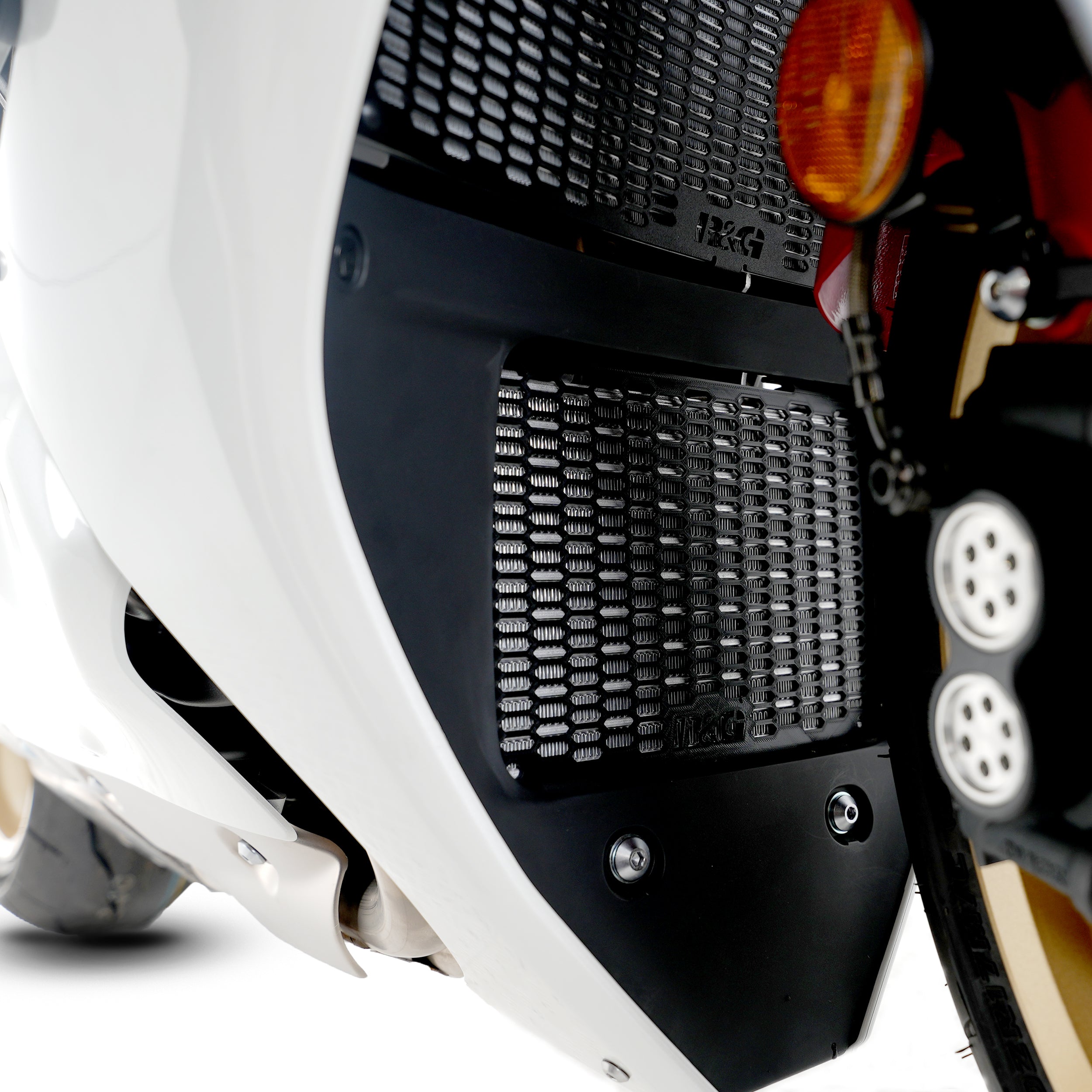 PRO Oil Cooler Guard for Yamaha YZF-R1 '15-