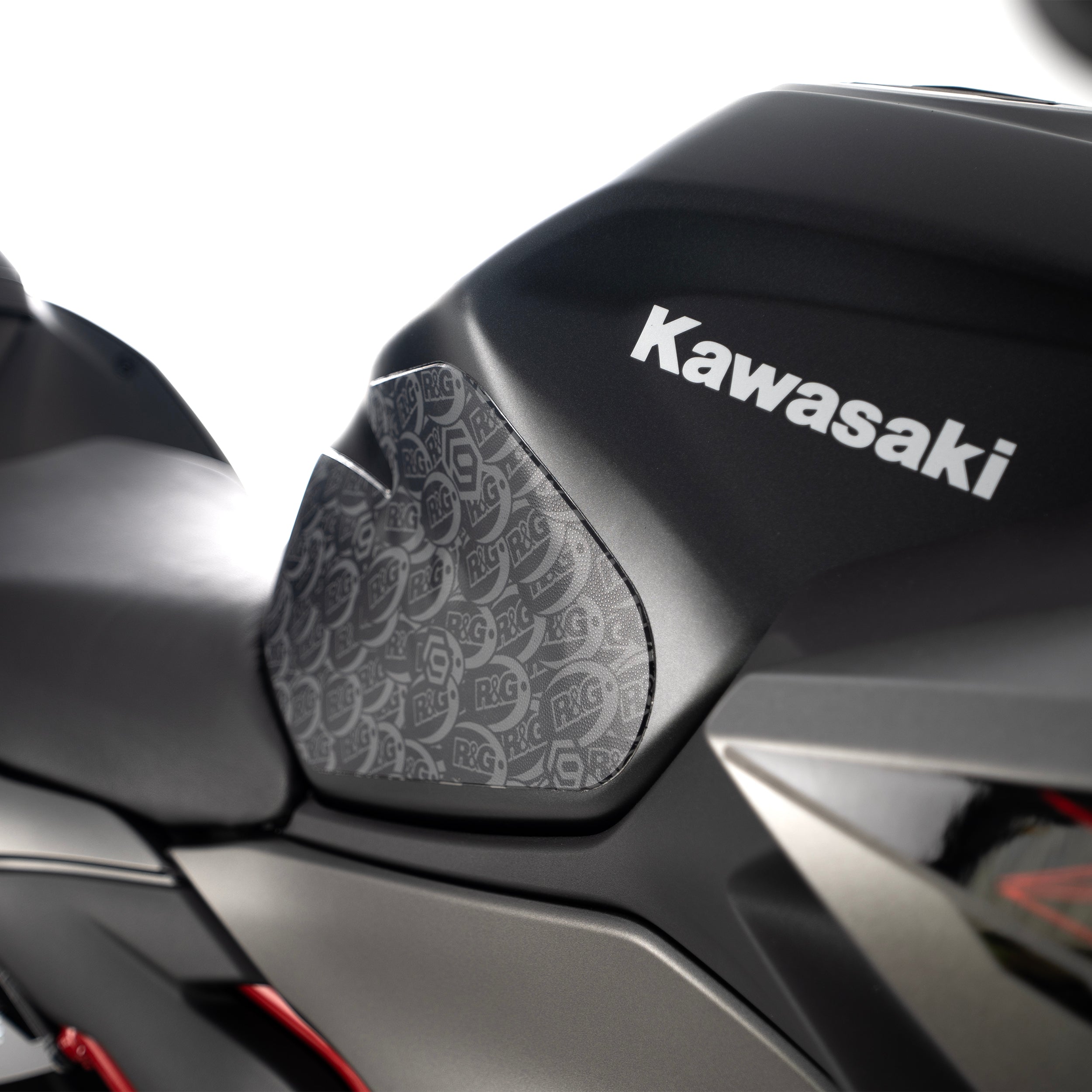 Race Grips for the Kawasaki Ninja 400/ 250 '18-/ Z400 '19- / Z250 '19-,Z500 2024 (2-Piece Kit)