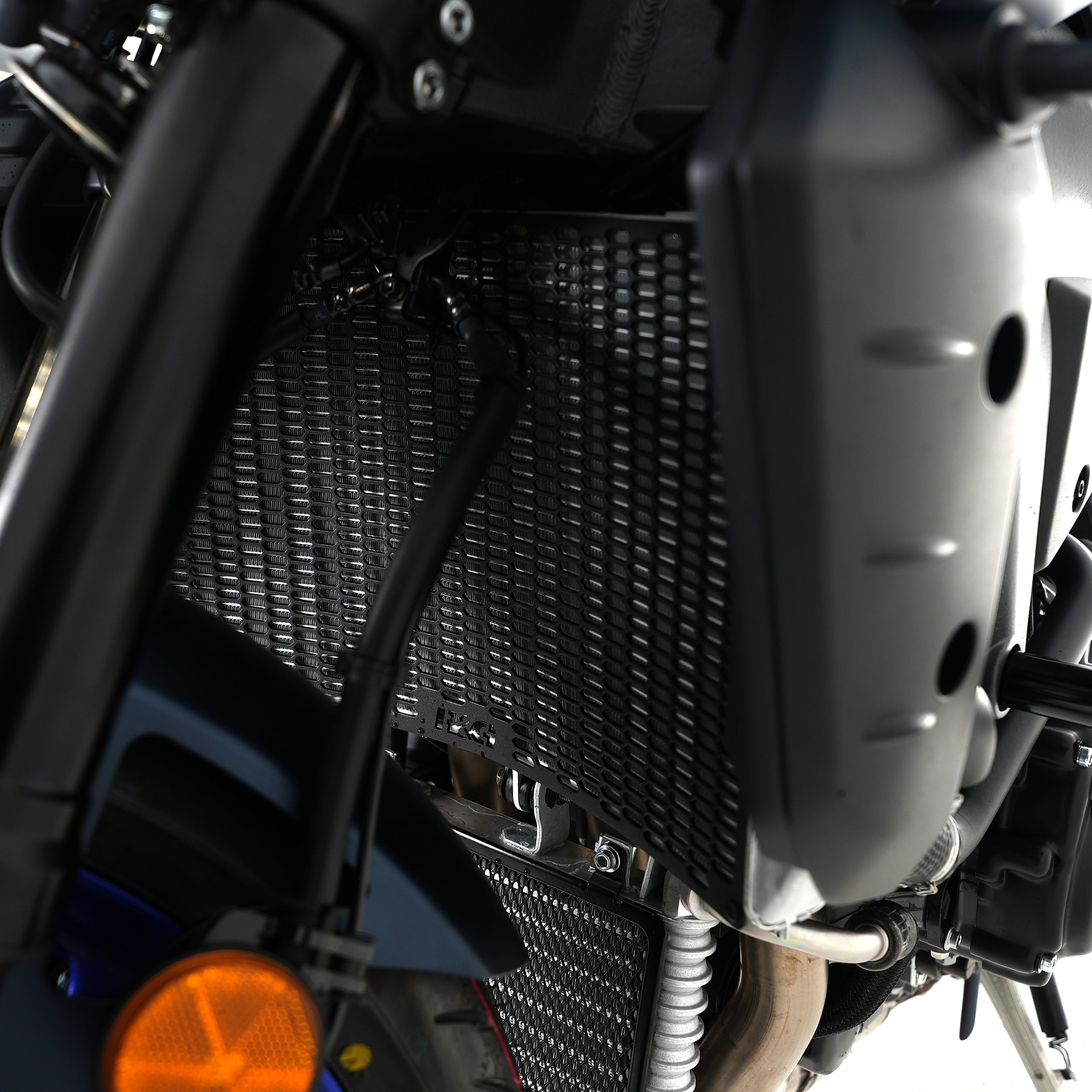 PRO Radiator Guard for Yamaha MT-10 '16-, MT-10SP '17-, YZF-R1/YZF-R1M '15-