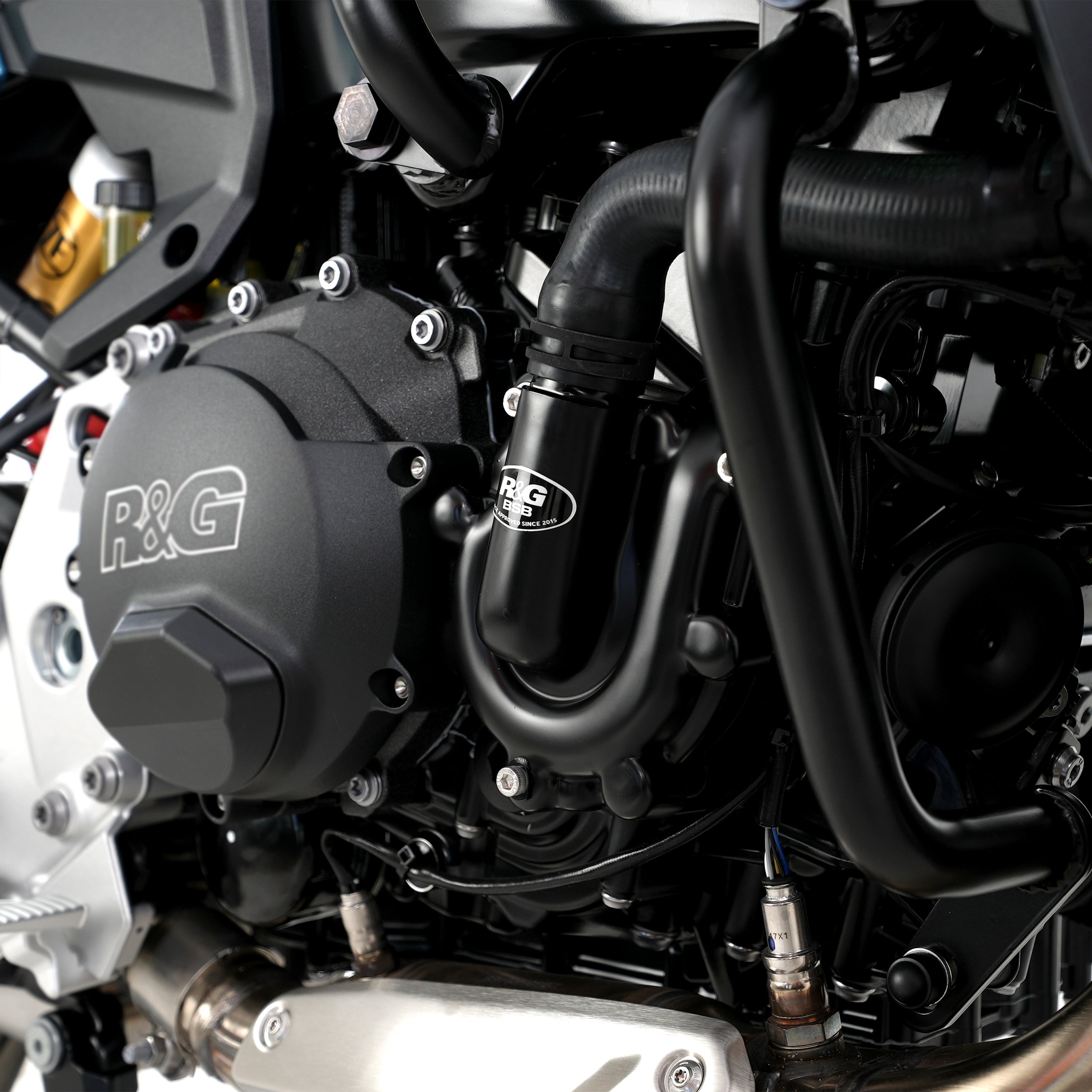 Engine Case Cover for BMW F800GS '24-/F900R/ XR '20-, F900 GS '24- & Voge DS900X '24-(RHS- Waterpump Cover Road/Race Version)
