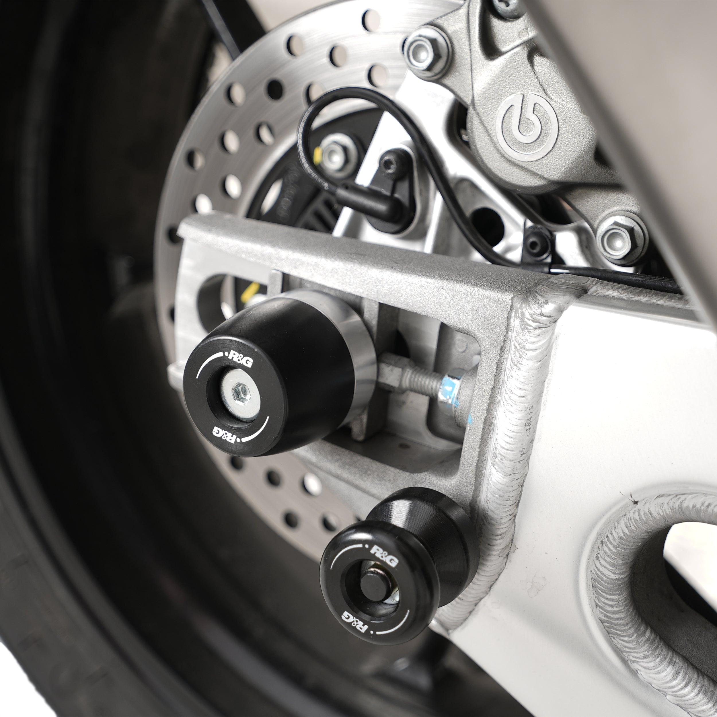 APEX Swingarm Protectors for the Aprilia Tuono V4 1100/Factory '25-