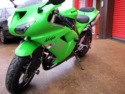 Crash Protectors - Classic Style  for Kawasaki ZX-10R '06-'07 c/w Water Bottle.