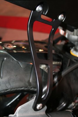 Exhaust Hanger for Suzuki Bandit 600('01-'04)/650( '05-)/1200( '01-'05) & GSF1250 Bandit  ('07-'12)