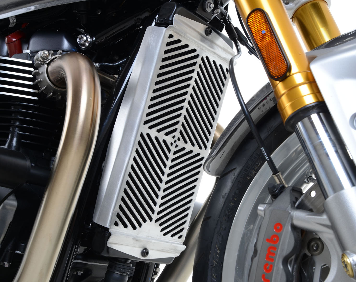 Stainless Steel Radiator Guard for the Triumph Bonneville T120 '16-25,Thruxton 1200/R '16-, Speed Twin 1200 '19-'21, Scrambler 900 '23- & Speed Twin 900 '22-